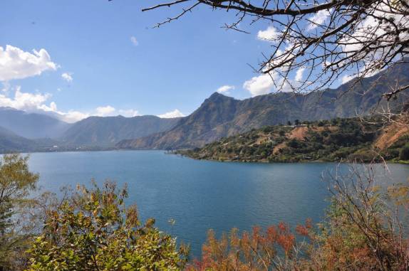 O magnifico lago de Atitlán, em San Marcos, na Guatemala